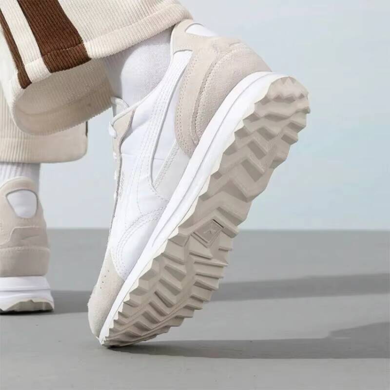 新しいホットプーマホワイト軽量ランニングシューズメッシュアッ - Men'S Shoes Puma Sneakers のレビューと価格